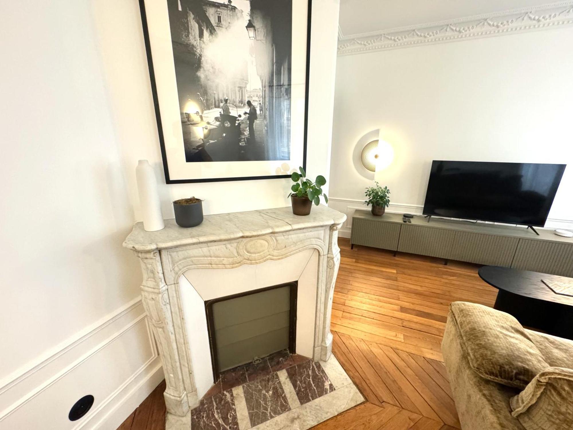 Apartment Parisian Luxury Style - Heart Of Montparnasse Paris