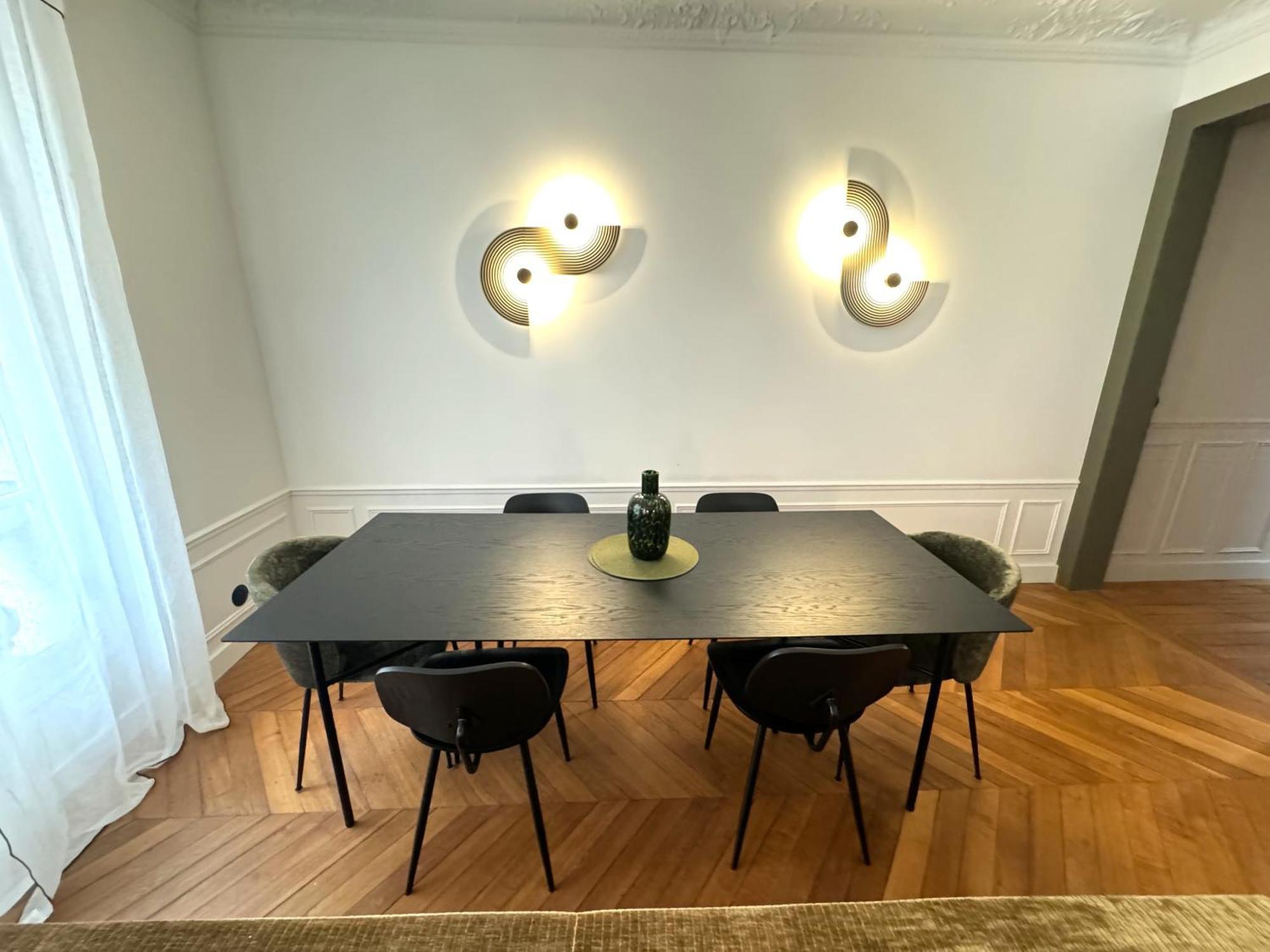 Parisian Luxury Style - Heart Of Montparnasse Apartment